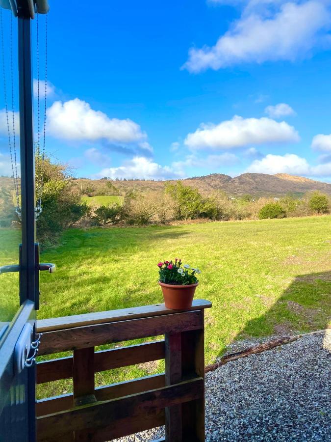 Shepherds Hut Glamping Bantry Exterior foto